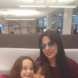 Meet your Posher, Elianabragada